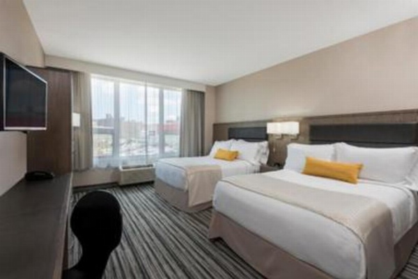 Wyndham Garden LaGuardia South image 15