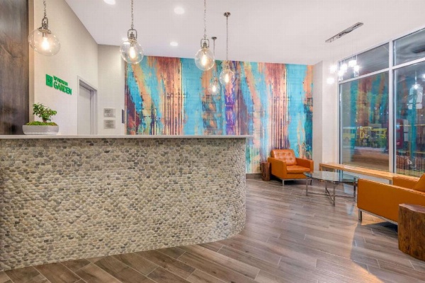 Wyndham Garden LaGuardia South image 3